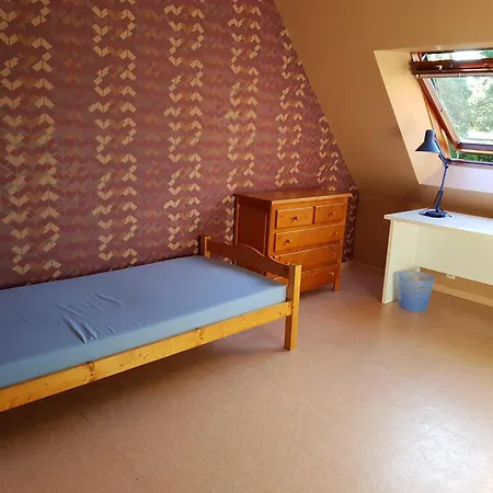 Independante Alloggio in famiglia *