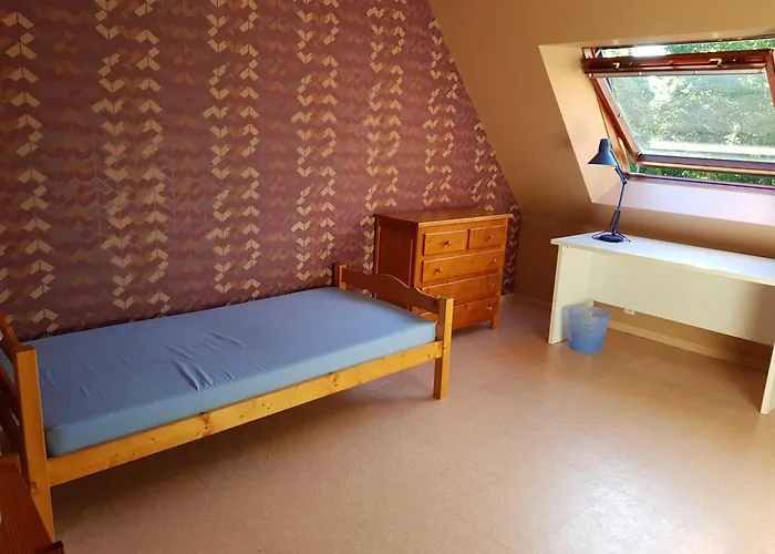 Independante Alloggio in famiglia *